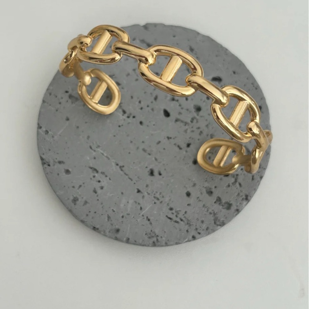 ✨Host pick✨Gold Open Cuff Chain-Link Bracelet❤️❤️❤️
